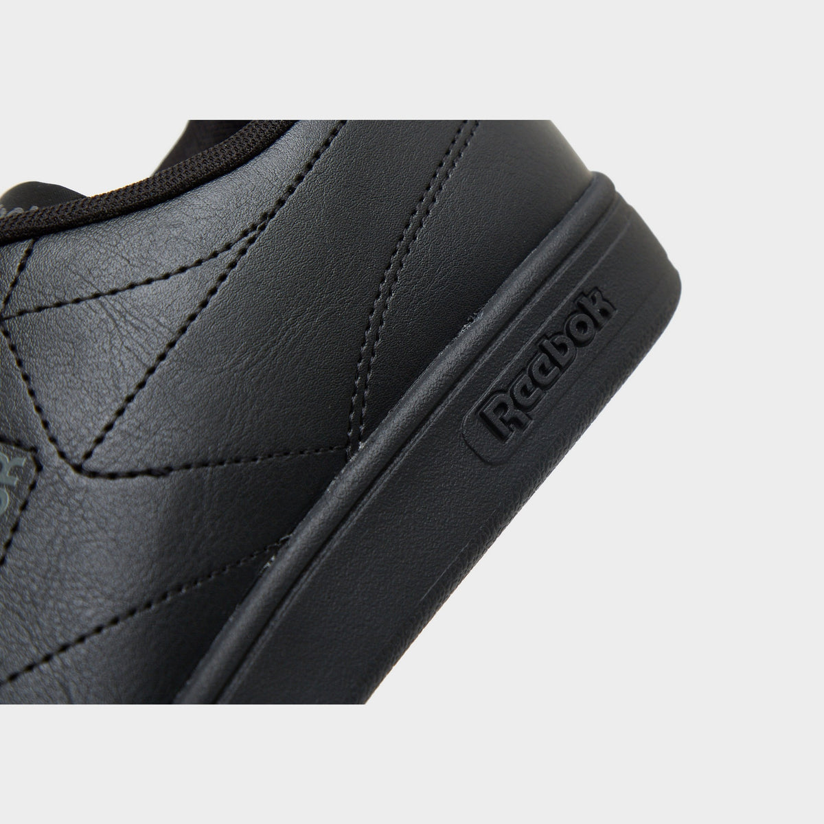 Reebok Court Clean