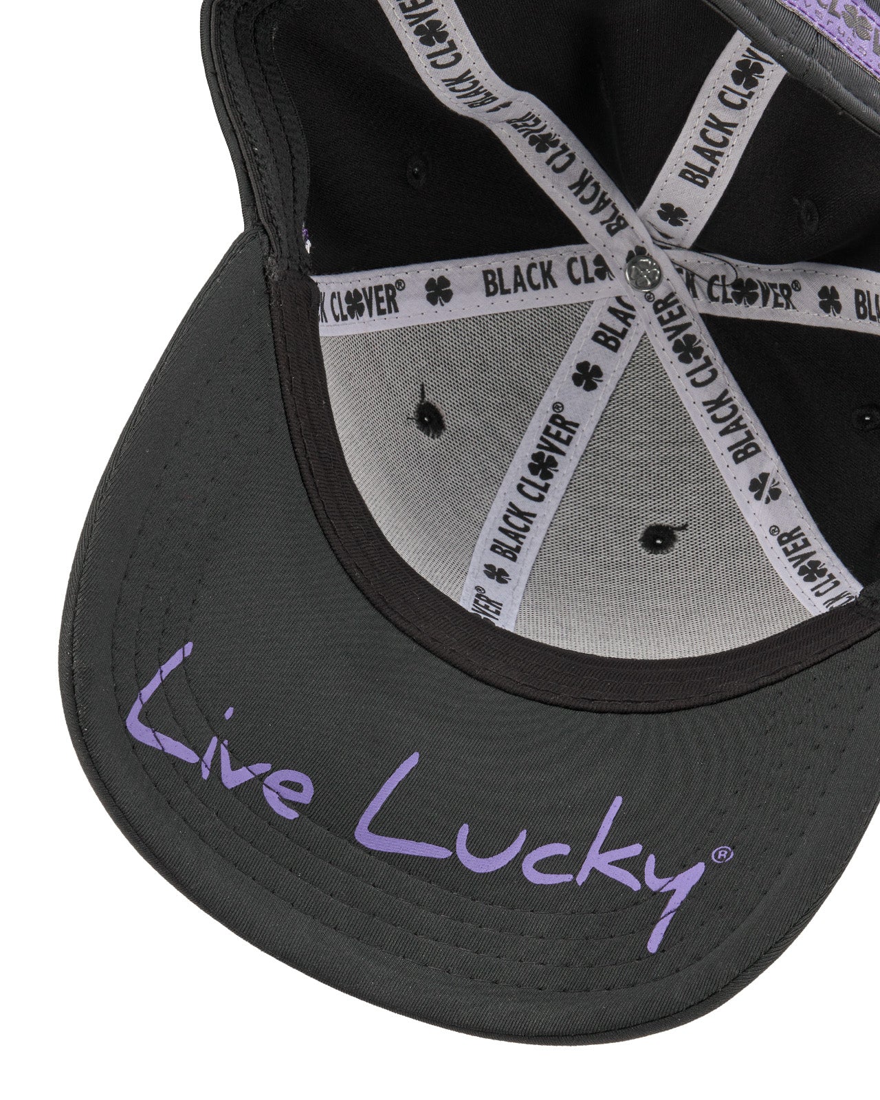 Black Clover Premium Clover 104 - Cap On