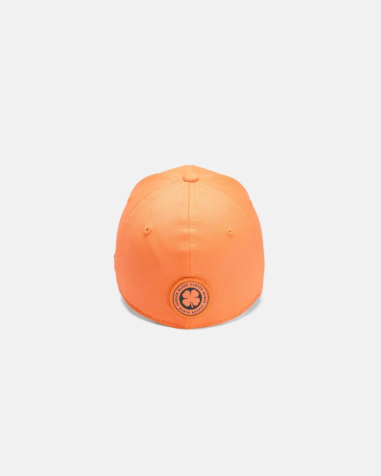 BLACK CLOVER  SPRING LUCK MANGO - Cap On