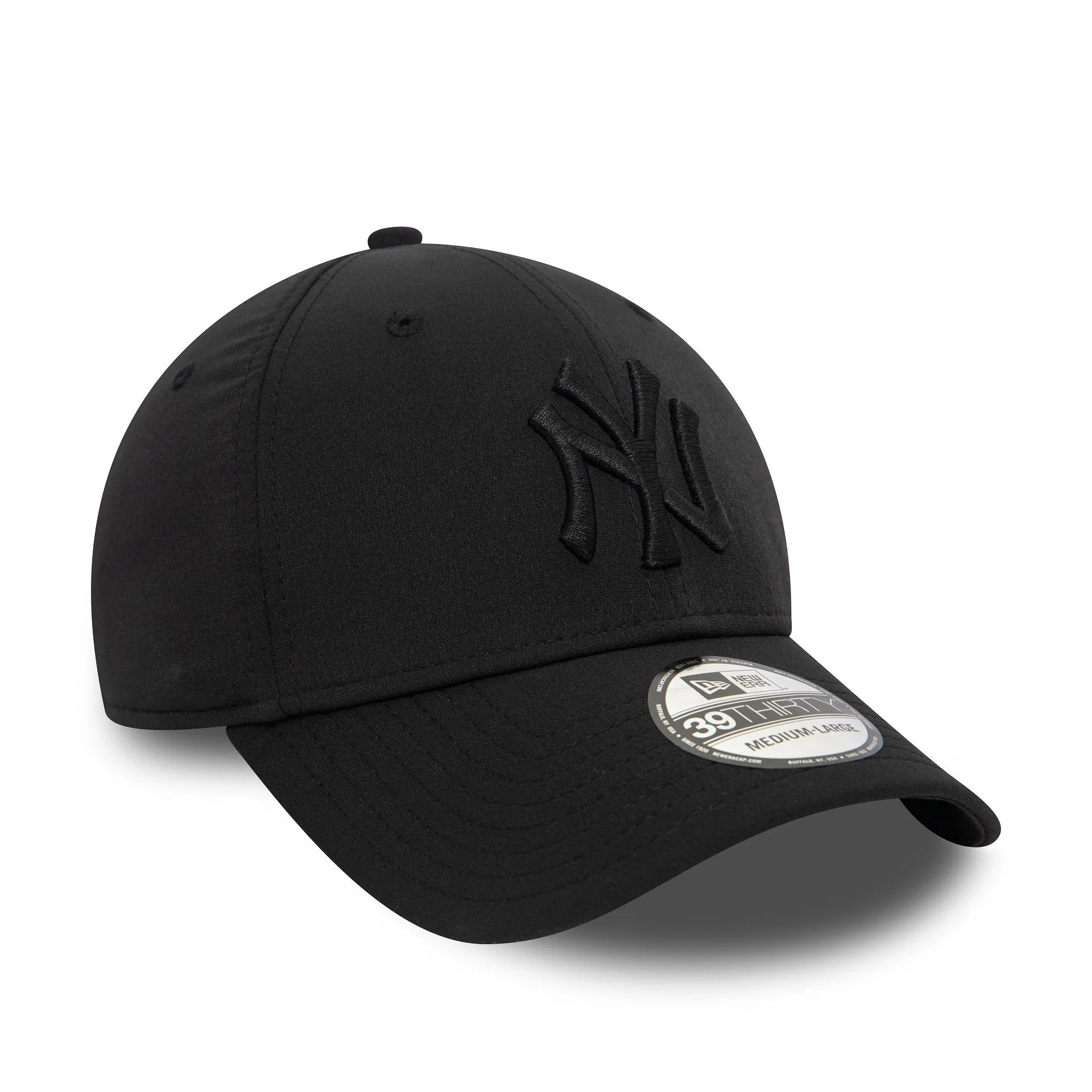 New Era New York Yankees Stretch Nylon Black 39THIRTY Stretch Fit Cap - Cap On