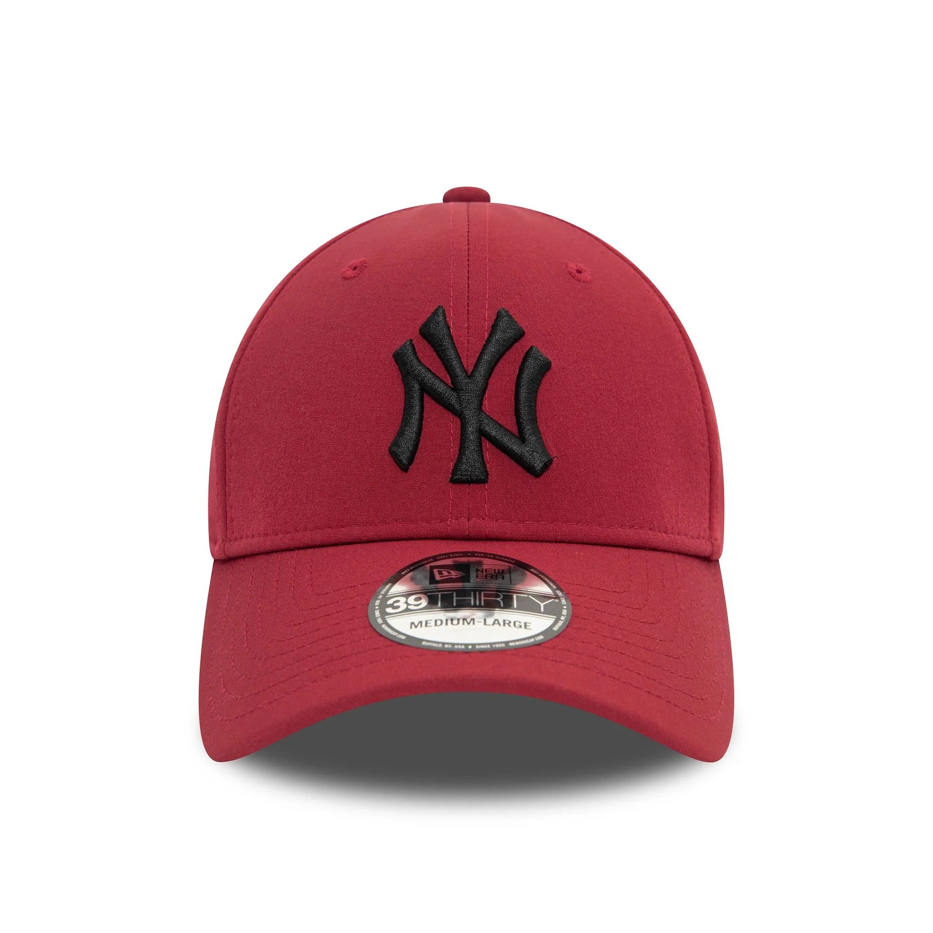 New Era New York Yankees Stretch Nylon Red 39THIRTY Stretch Fit Cap - Cap On