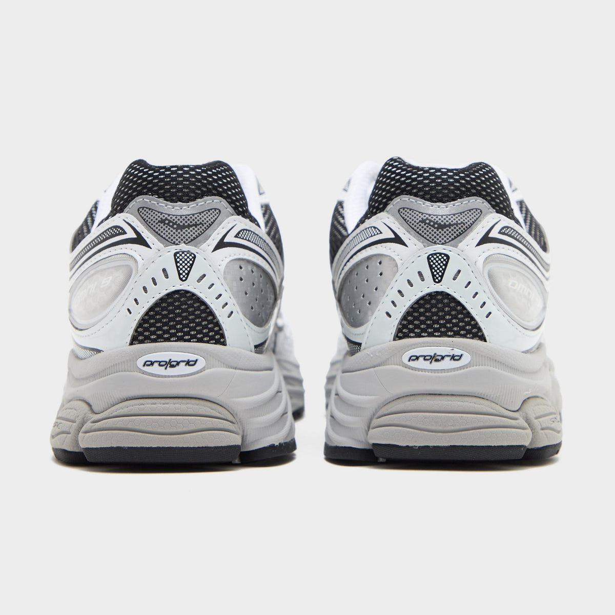Saucony ProGrid Omni 9 OG
