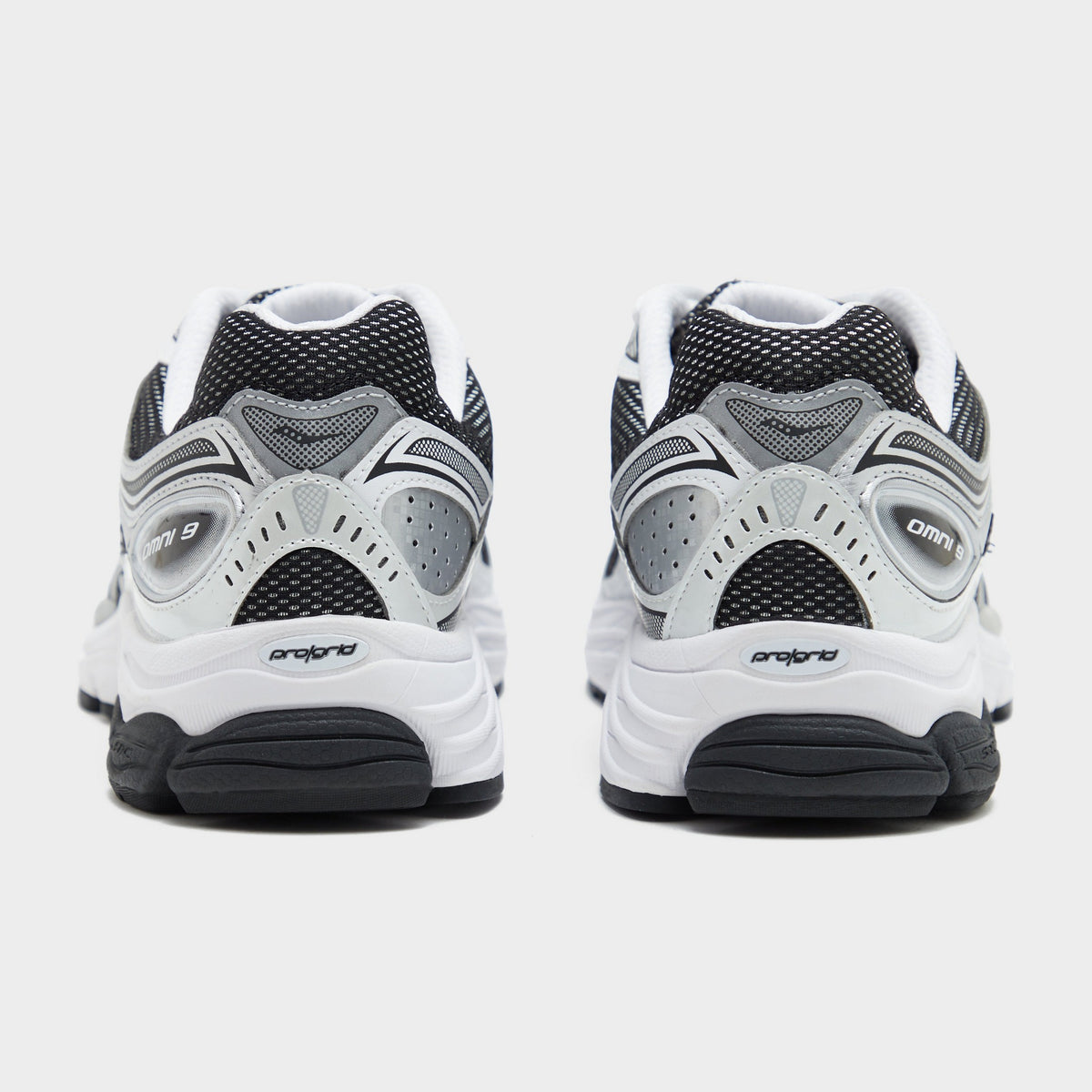 Saucony ProGrid Omni 9 OG