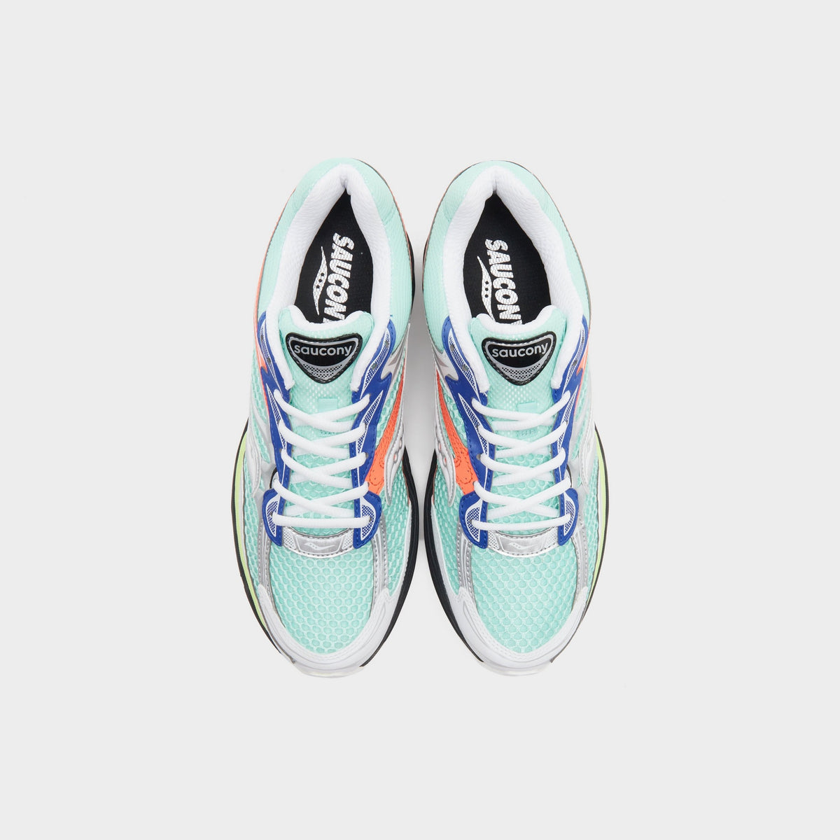Saucony ProGrid Omni 9 Premium