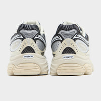 Saucony ProGrid Omni 9 Women's