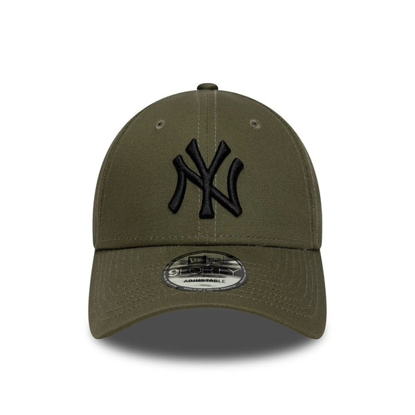 New Era New York Yankees MLB League Essential Green 9FORTY Cap