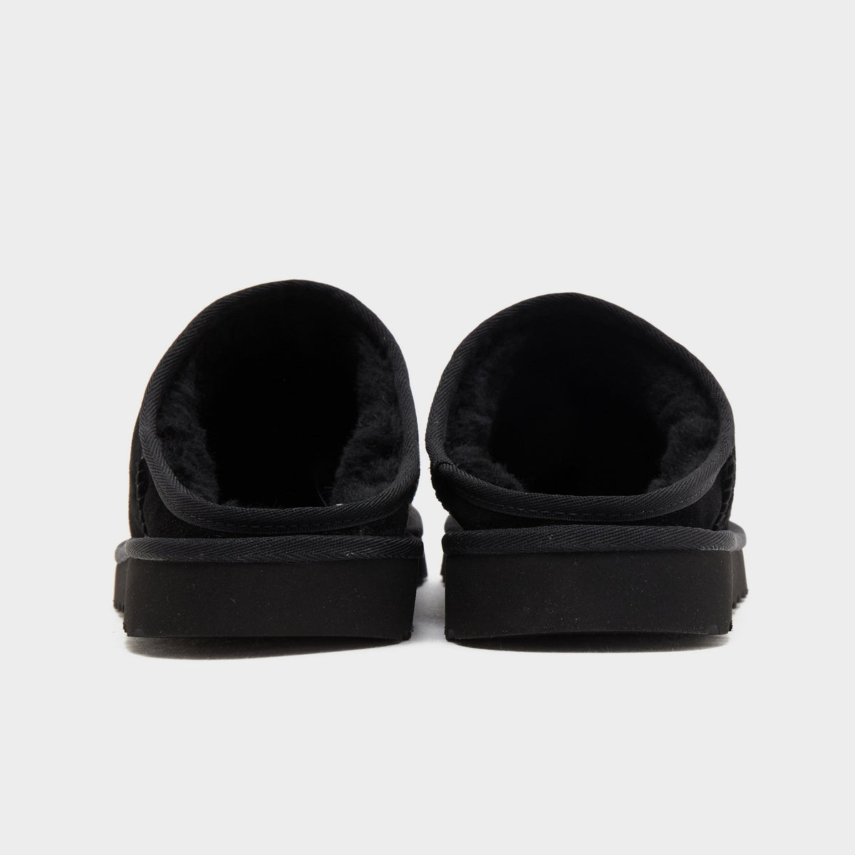 UGG Classic Slip On