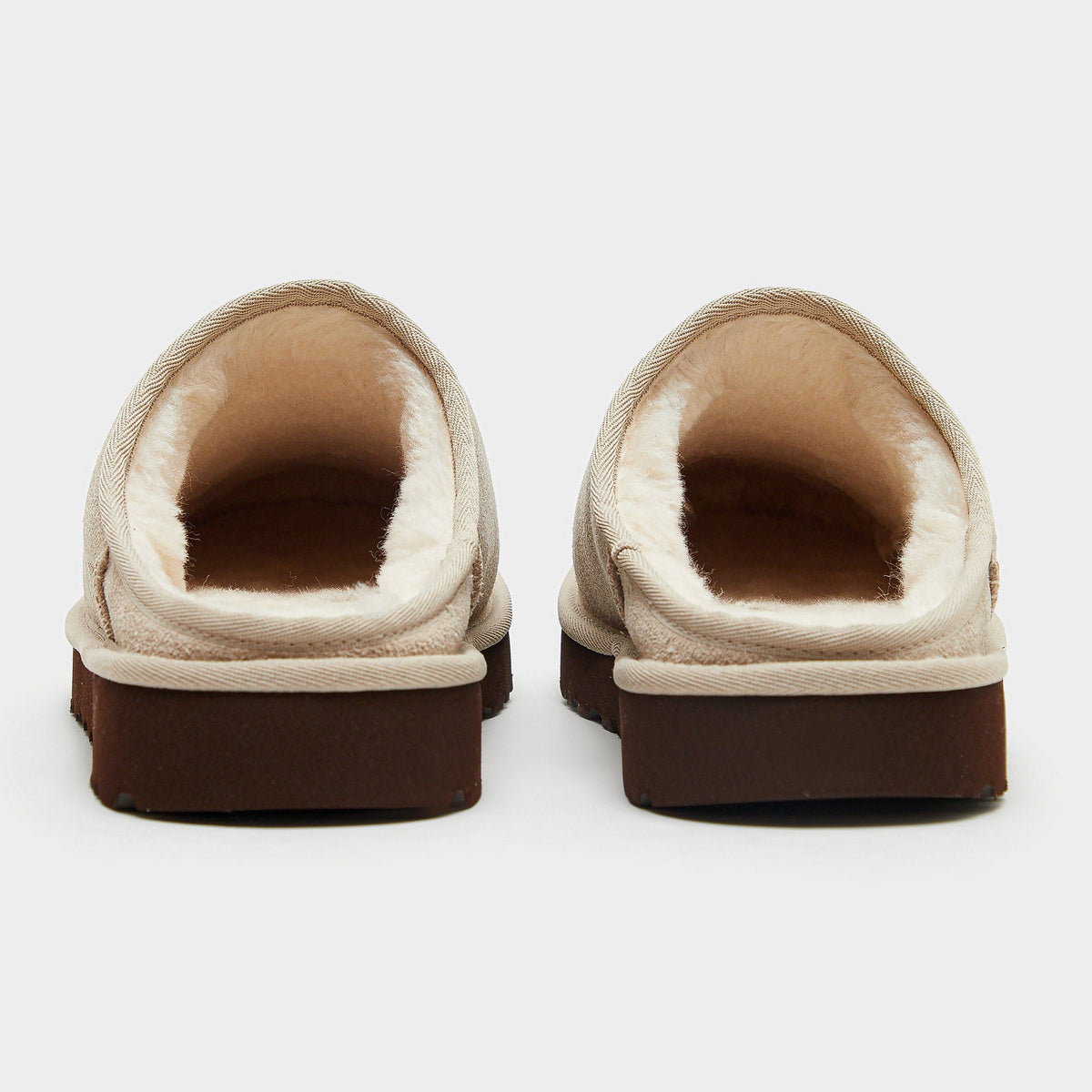 UGG Classic Slip On