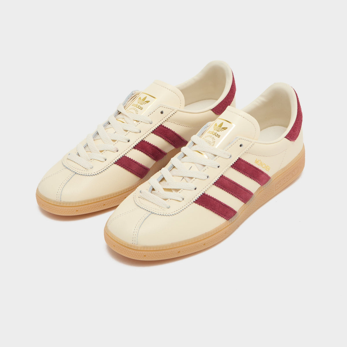 White adidas Originals Munchen Leather