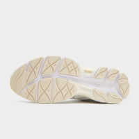 White ASICS GEL-CUMULUS 16