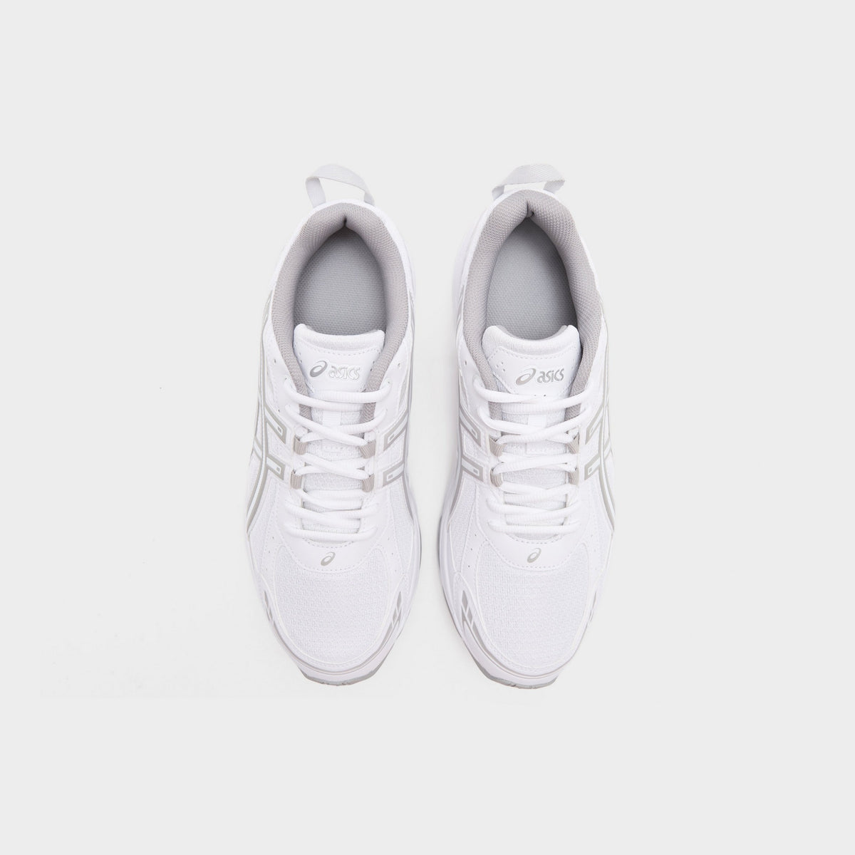 White ASICS GEL-VENTX