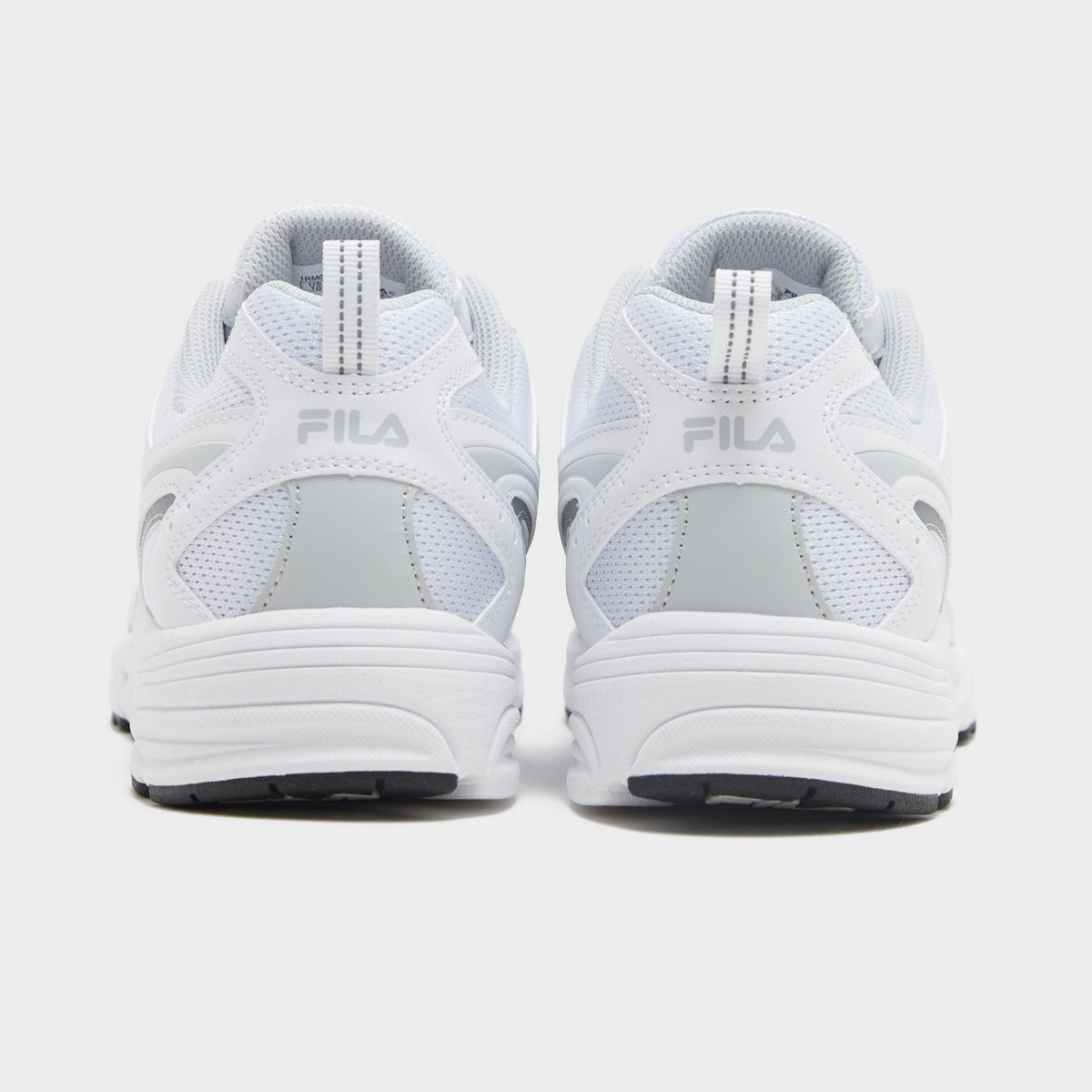 White Fila Stir Up v4