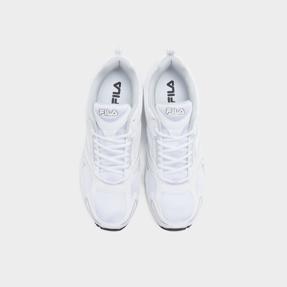 White Fila Stir Up v4