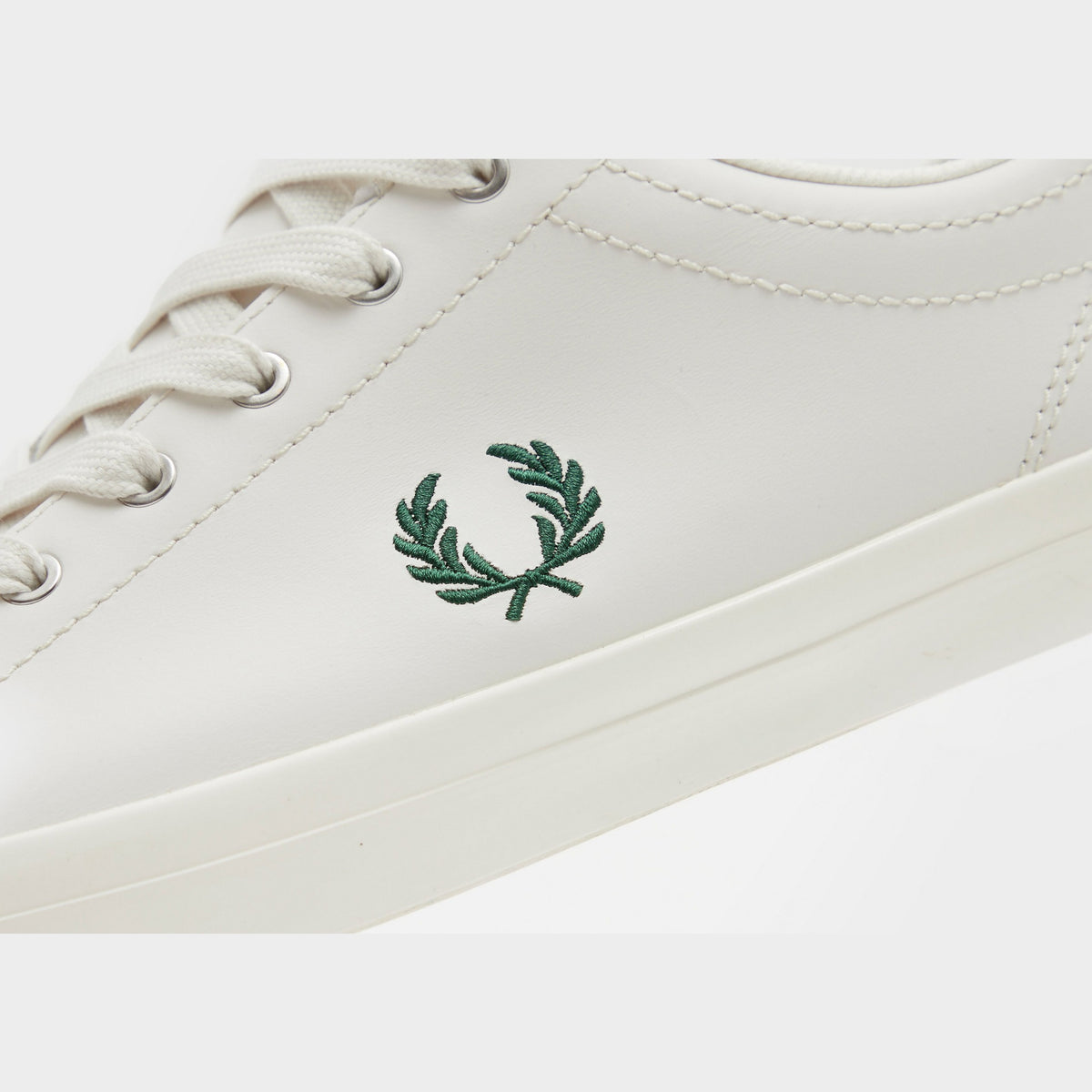 White Fred Perry Baseline