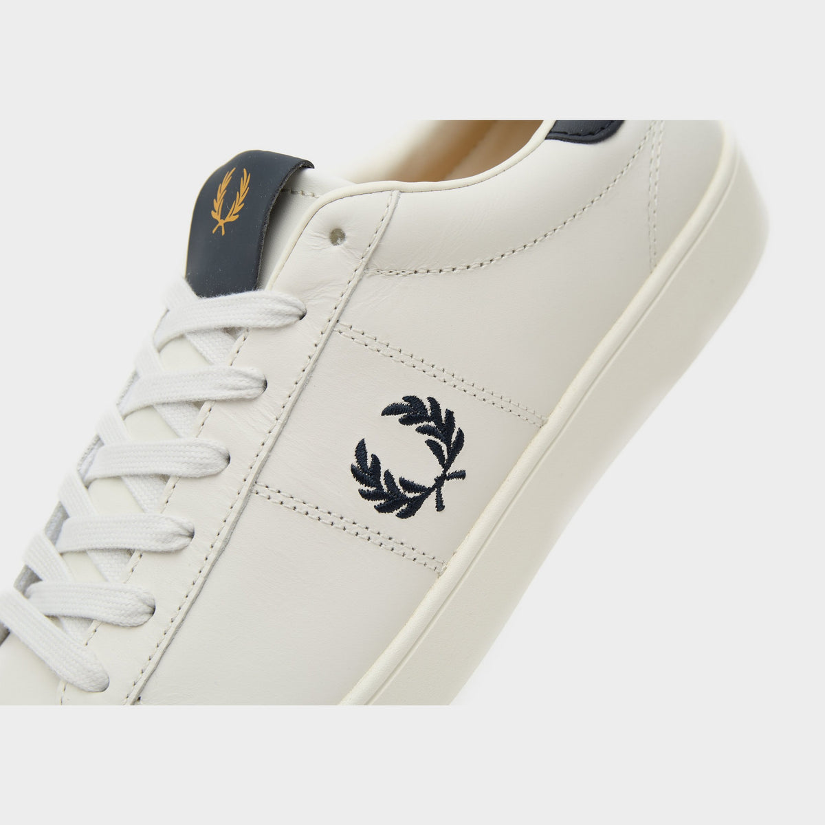 White Fred Perry Spencer