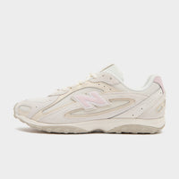 White New Balance 204L Women's