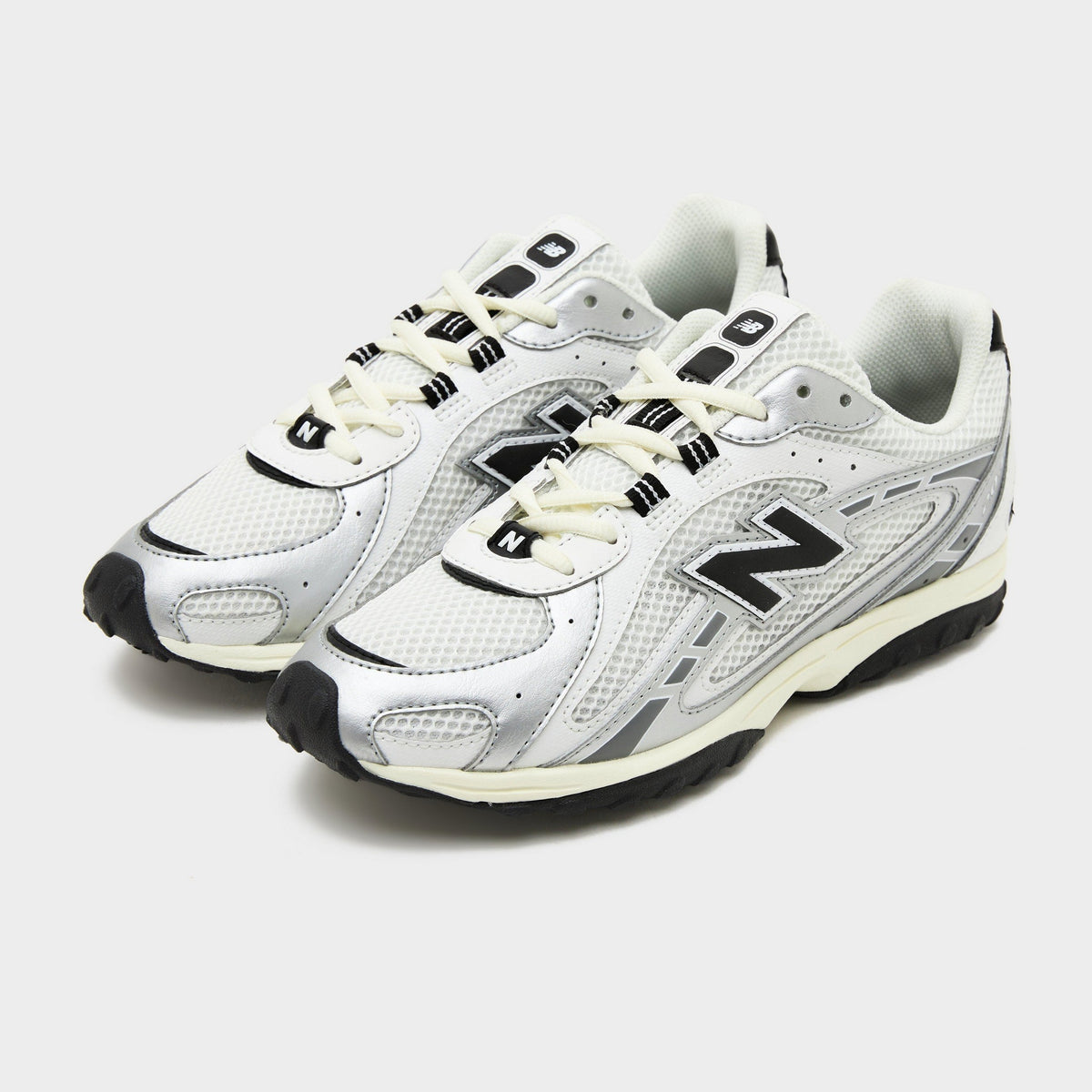 White New Balance 204L Women's