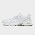 White New Balance 740