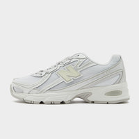 White New Balance 740 Women's