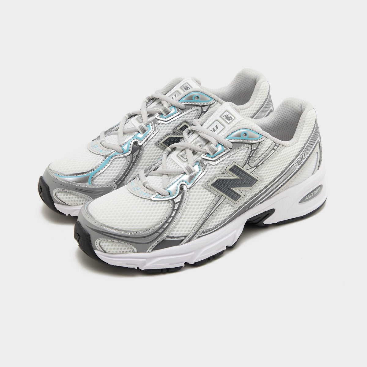 White New Balance 740 Women's