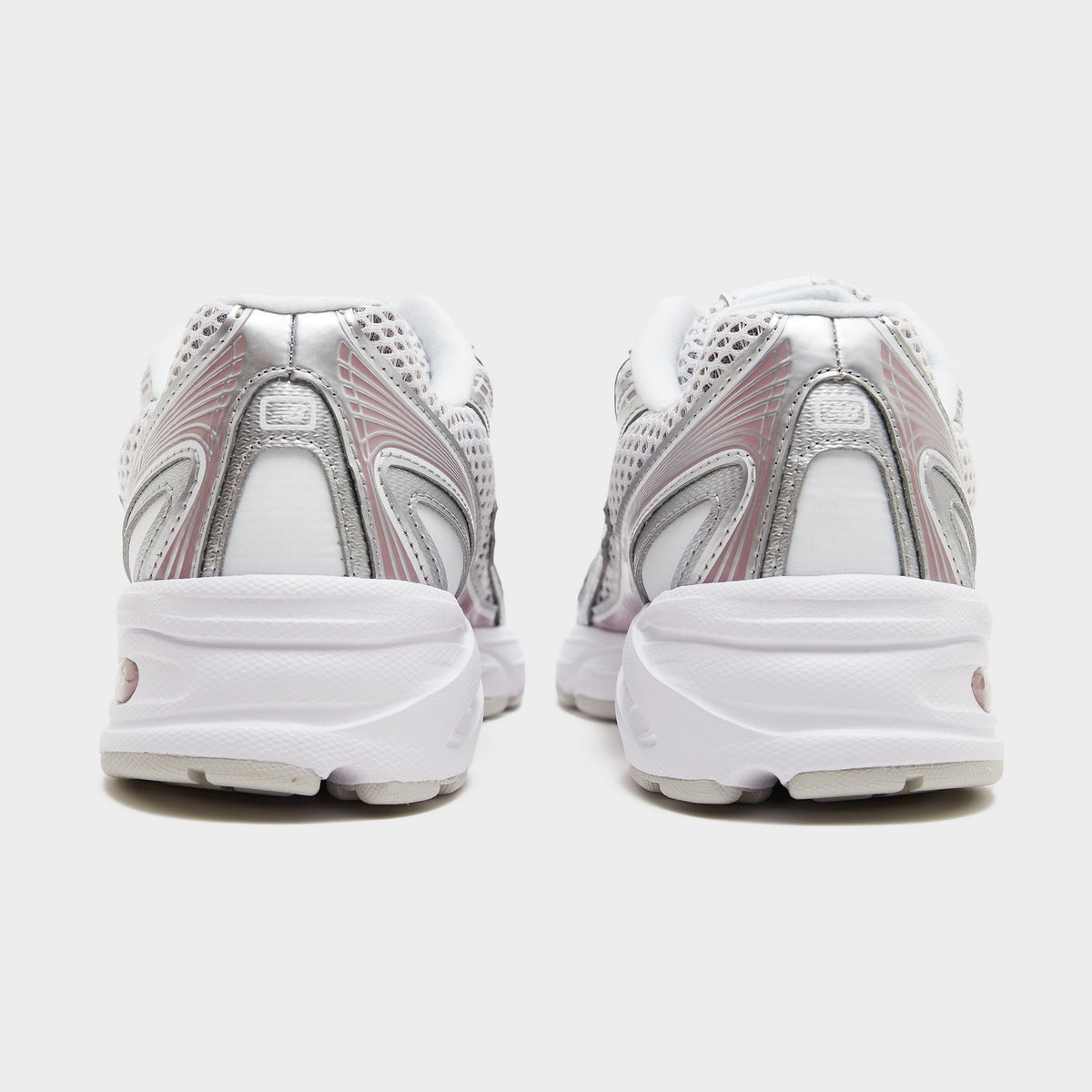 White New Balance 740 Women's