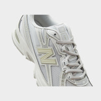 White New Balance 740 Women's