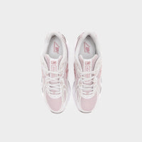 White New Balance 740 Women's