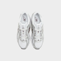 New Balance 740 Women's