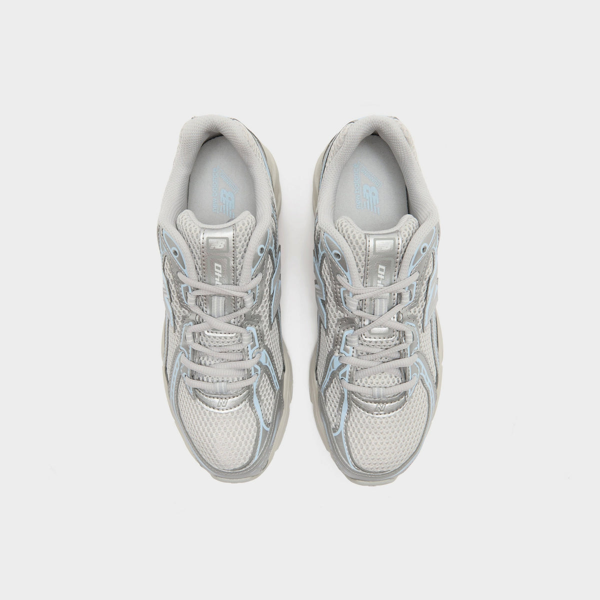 White New Balance 740 Women's