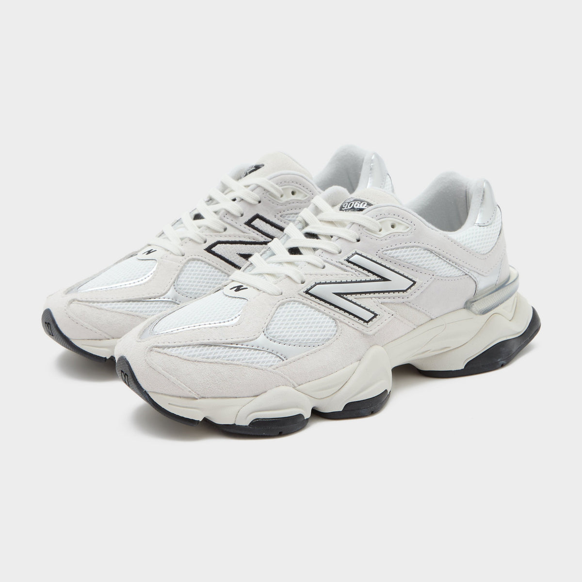 White New Balance 9060