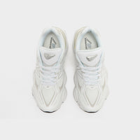 White New Balance 9060Z Women's