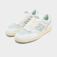 White New Balance 950