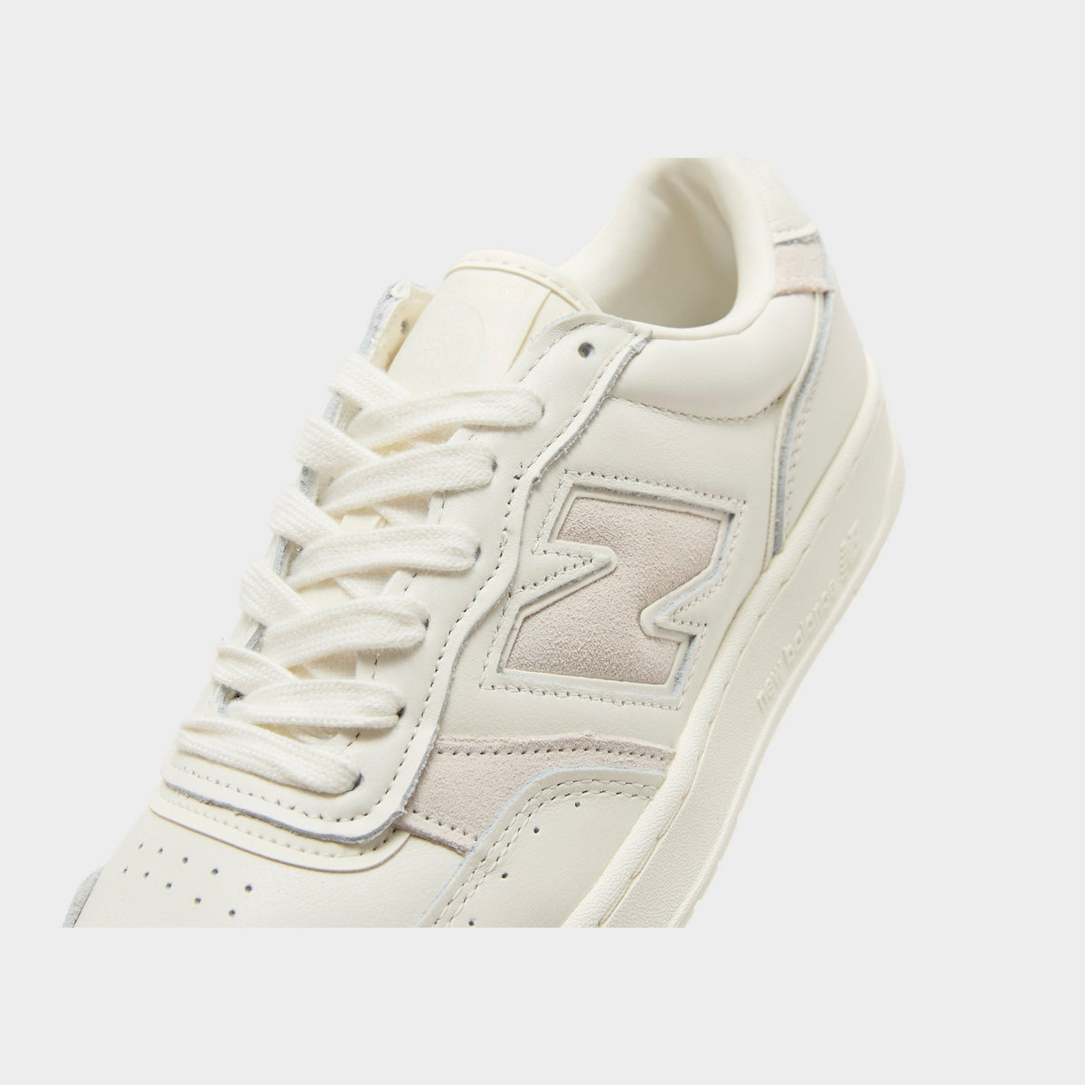 White New Balance 950