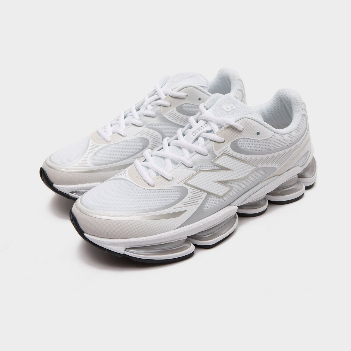 White New Balance ABZORB 2000