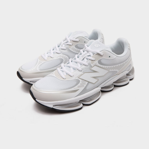 White New Balance ABZORB 2000