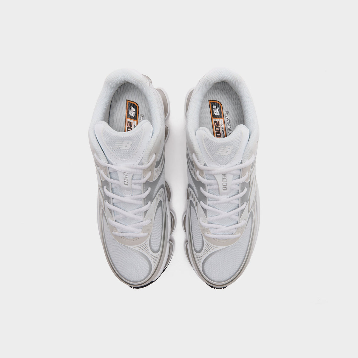 White New Balance ABZORB 2000