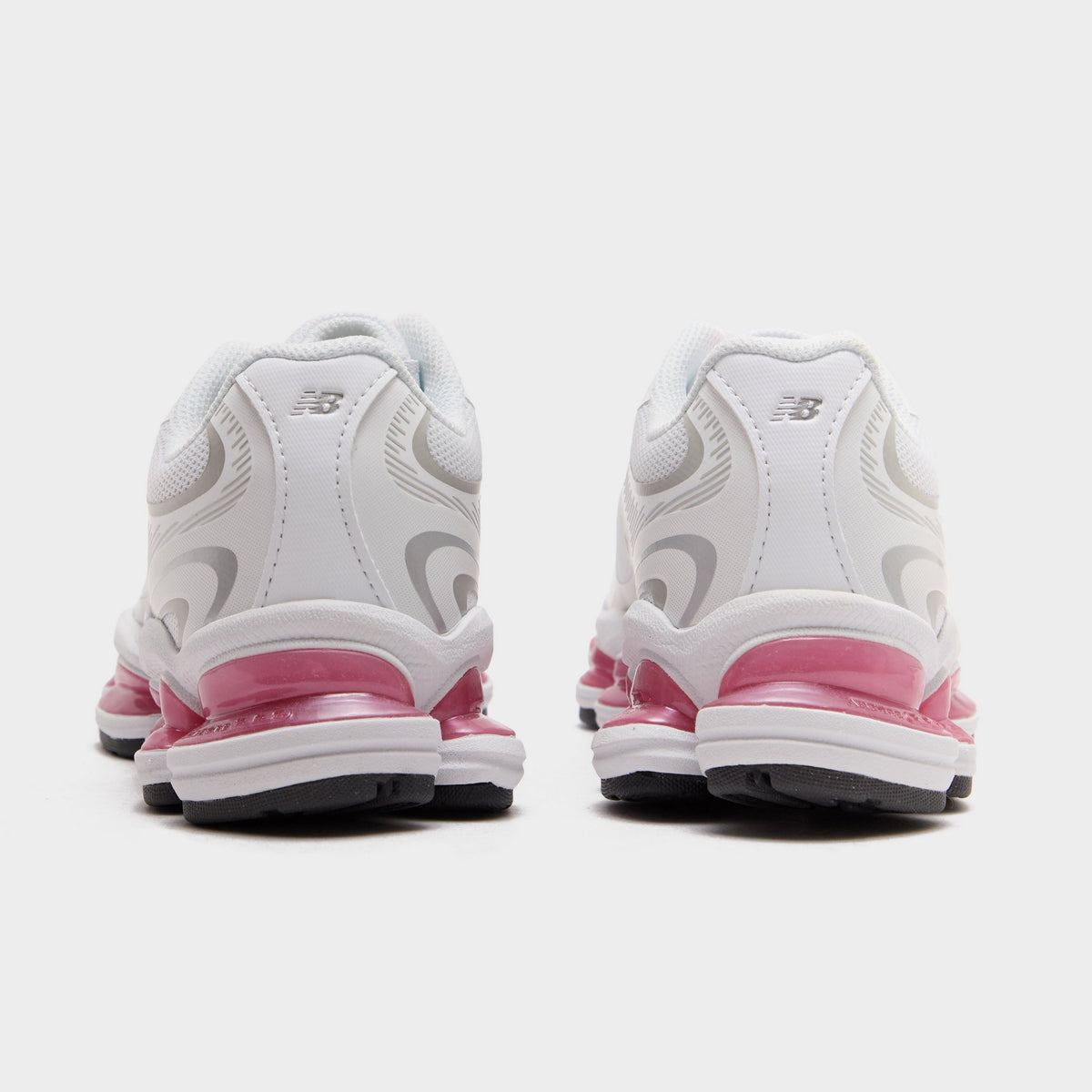 White New Balance ABZORB 2000 Women's