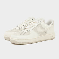 White Nike Air Force 1 '07