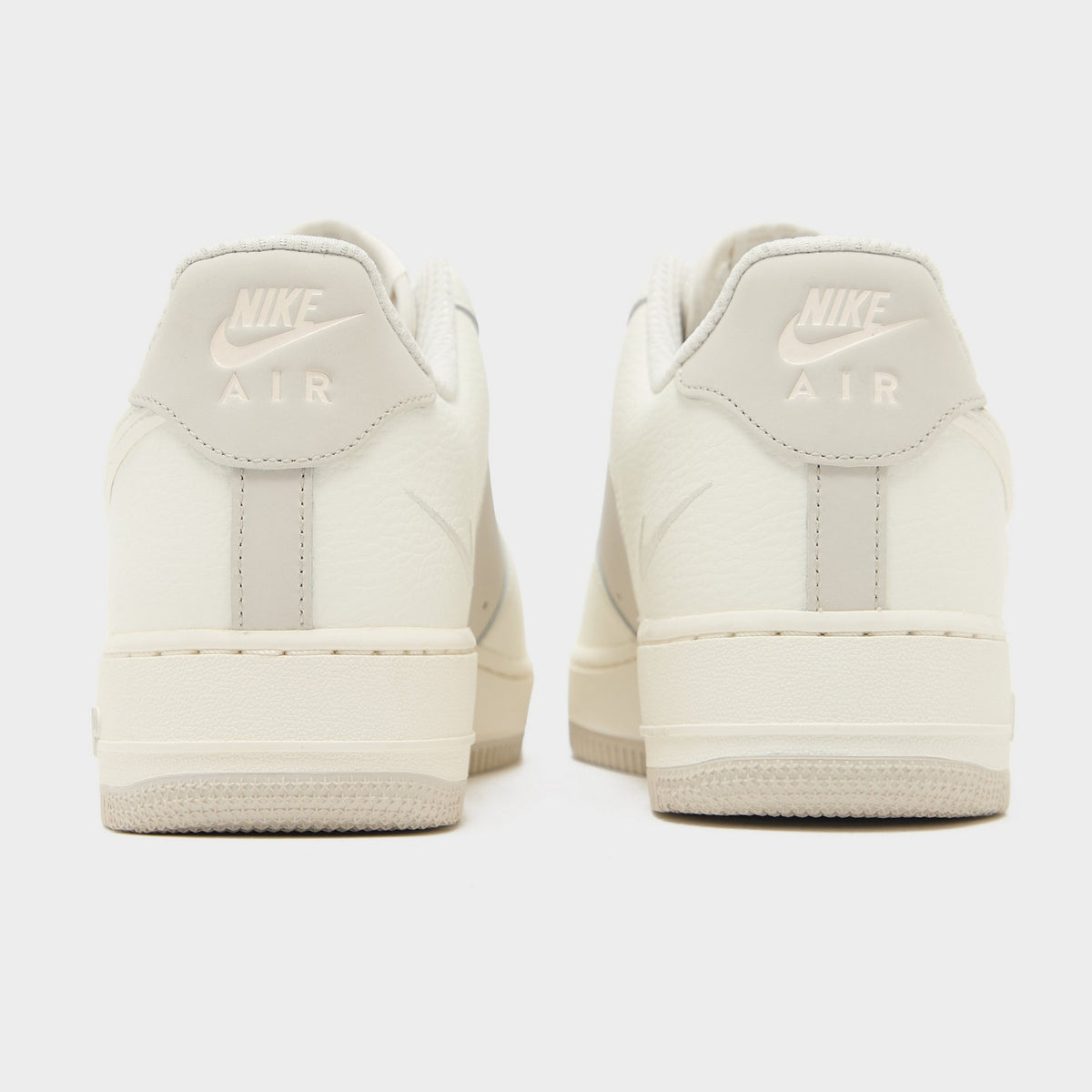 White Nike Air Force 1 '07
