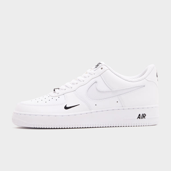 White Nike Air Force 1 '07 LV8