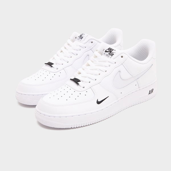 White Nike Air Force 1 '07 LV8
