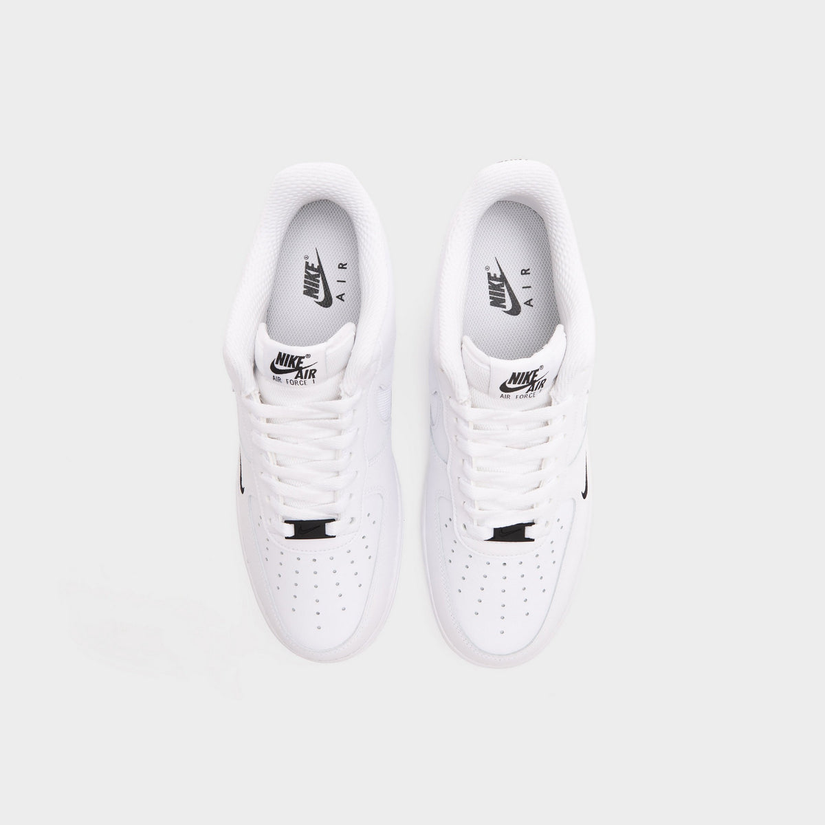 White Nike Air Force 1 '07 LV8