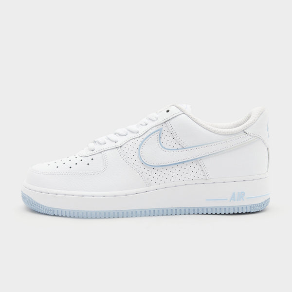 White Nike Air Force 1 Low