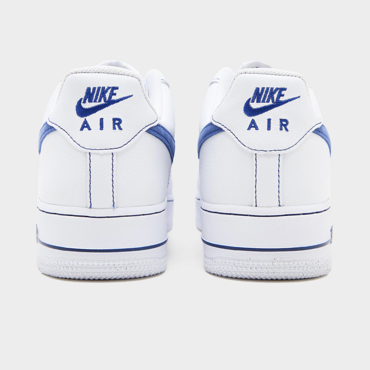 White Nike Air Force 1 Low