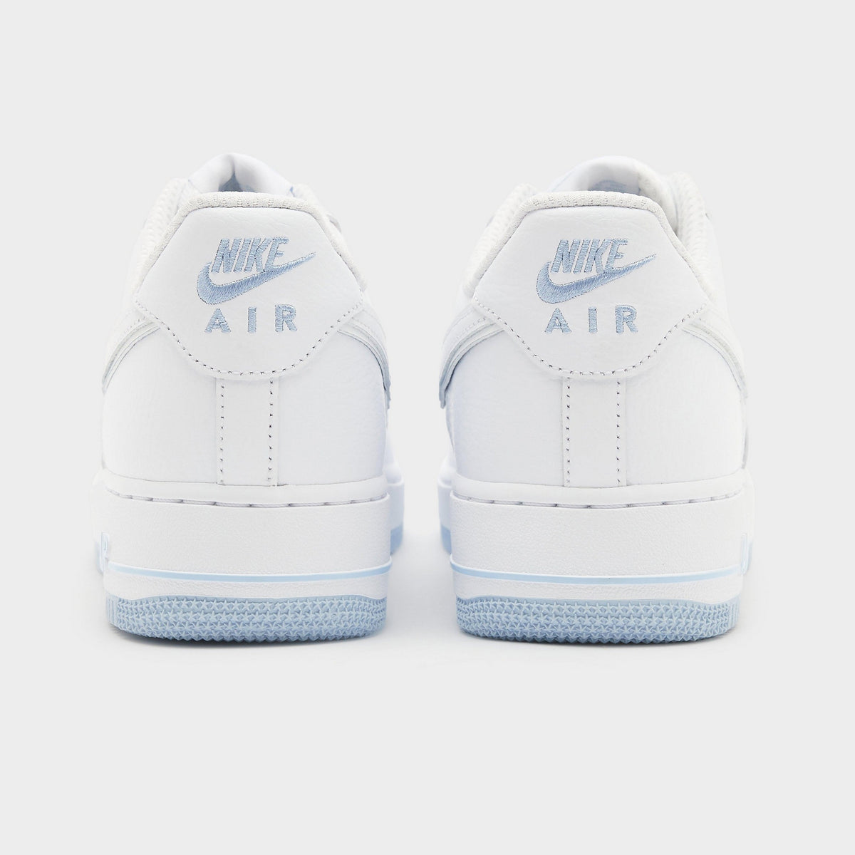White Nike Air Force 1 Low