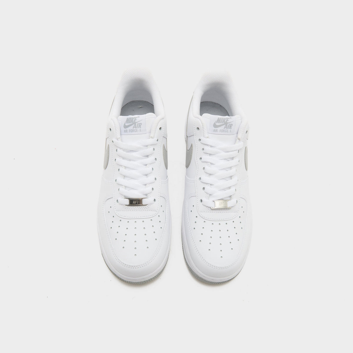 White Nike Air Force 1 Low