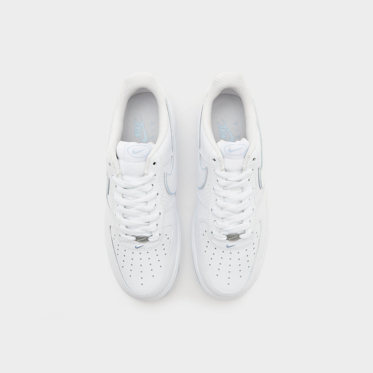 White Nike Air Force 1 Low