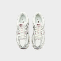 White Nike Air Max Moto 2K Women's