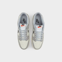 White Nike Dunk Low