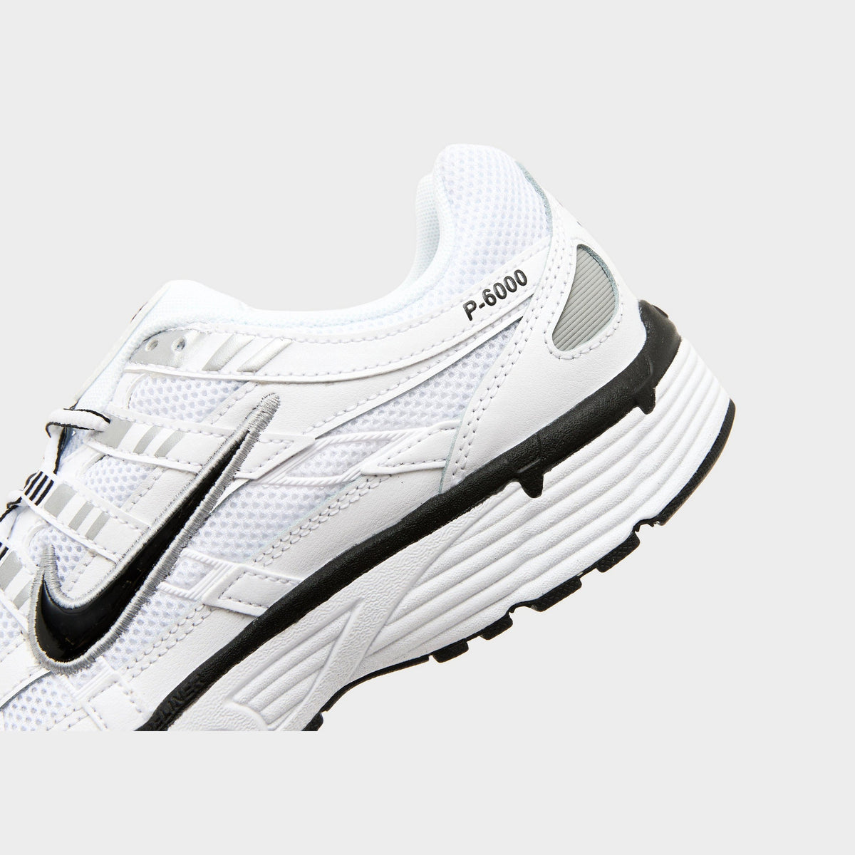 White Nike P-6000